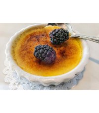 Natural Blackberry Brulee by Bulldog
